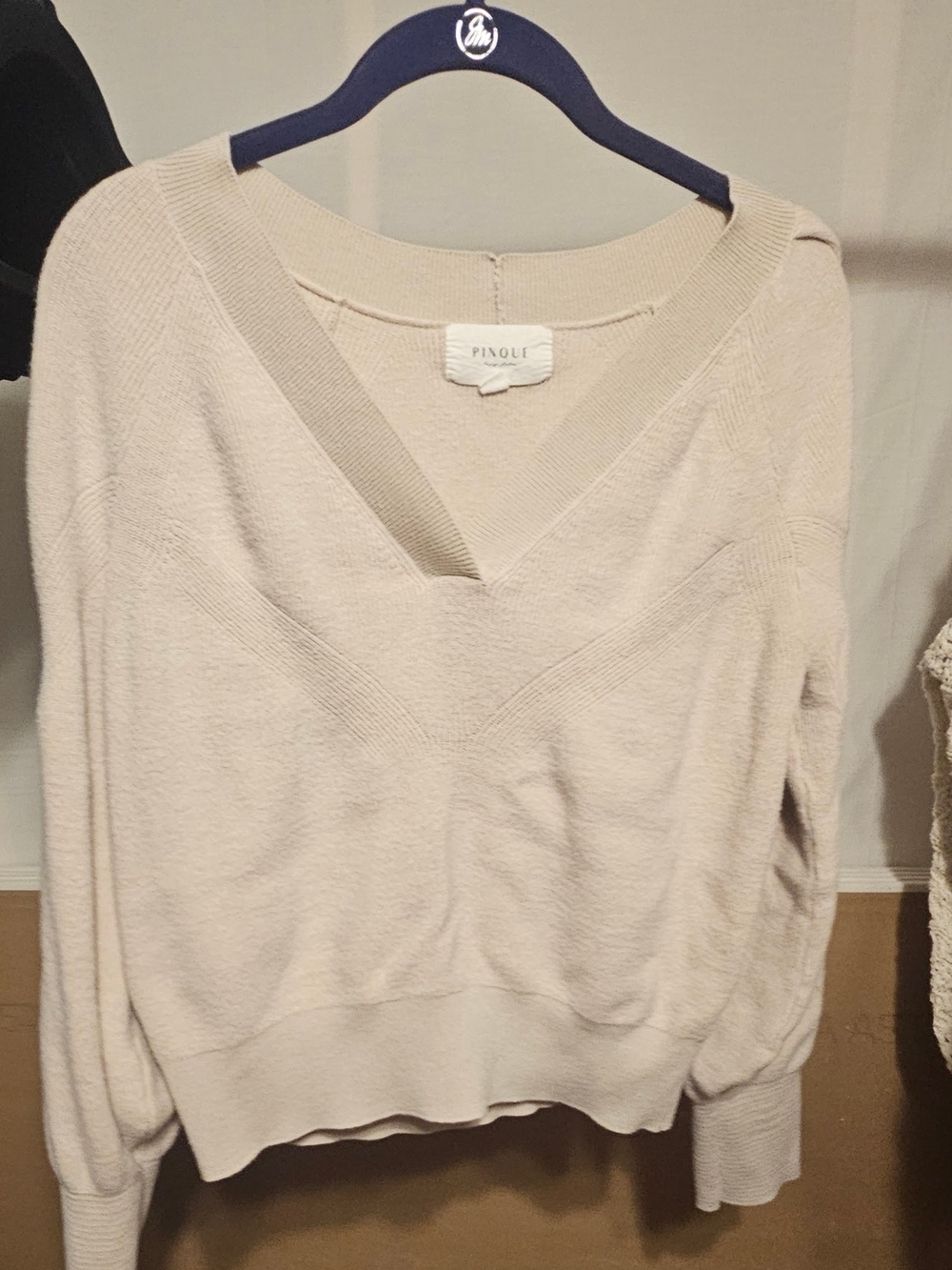 Pinque Cream V-Neck Lightweight Women's Sweater